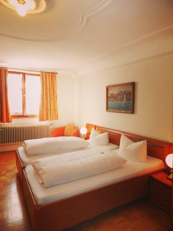 Hotel Loewen-Weinstube Meersburg Esterno foto